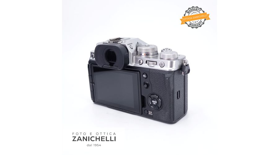 Fujifilm X-T4 Body Black 2111 Scatti Usato - foto 4