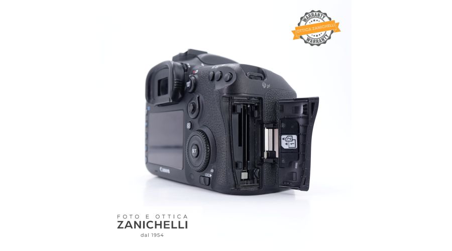 Canon EOS 7D Mark II Scatti 55223 Usato - foto 3