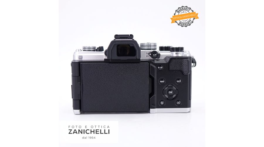 OM System OM-3 Silver 846 Scatti Usato - foto 6