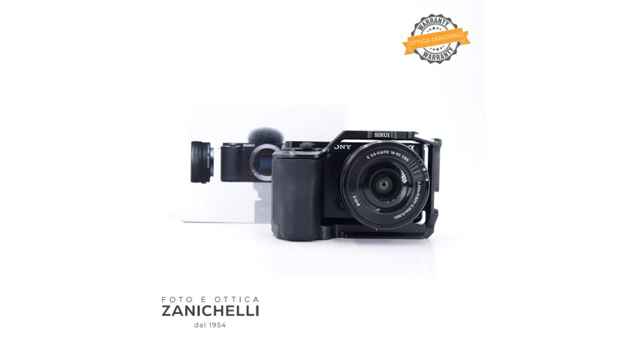 Sony ZV-E10 + 16-50mm f/3.5-5.6 PZ OSS 600 Scatti Usato 