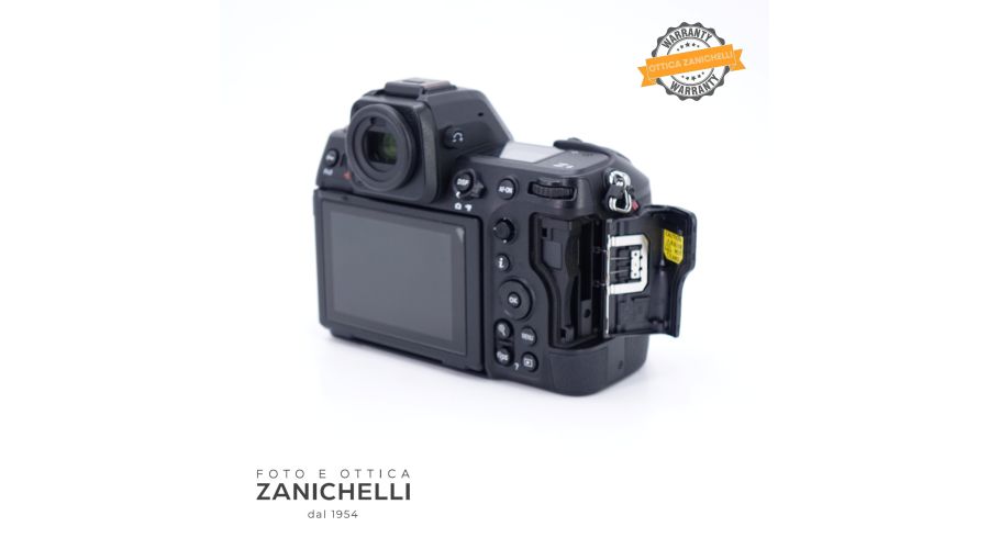 Nikon Z8 Body 44026 Scatti Usato - foto 3