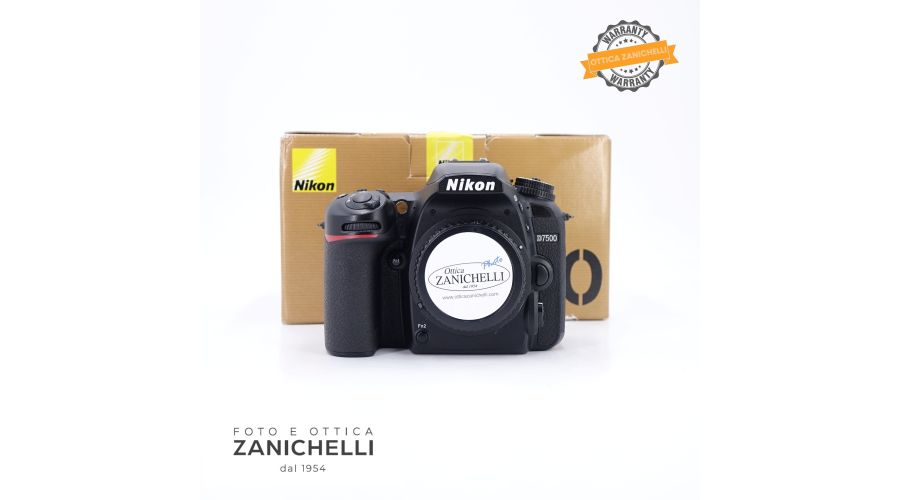 Nikon D7500 Body 14000 Scatti Usato 
