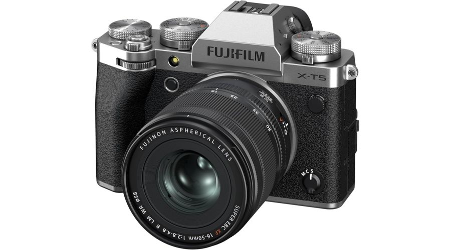 FujiFilm X-T5 Silver + XF 16-50 F2.8-4.8 R LM WR