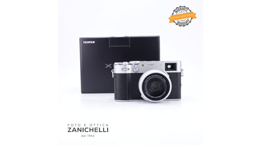 Fujifilm X100VI Scatti 300 Usato 
