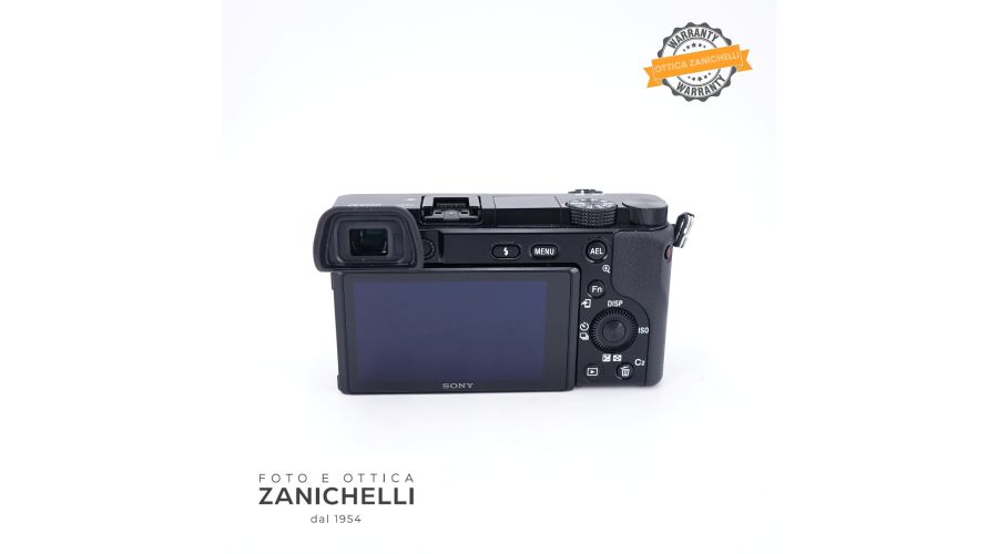 Sony A6100 + CAGE SMALLRIG 324 Scatti Usato - foto 2