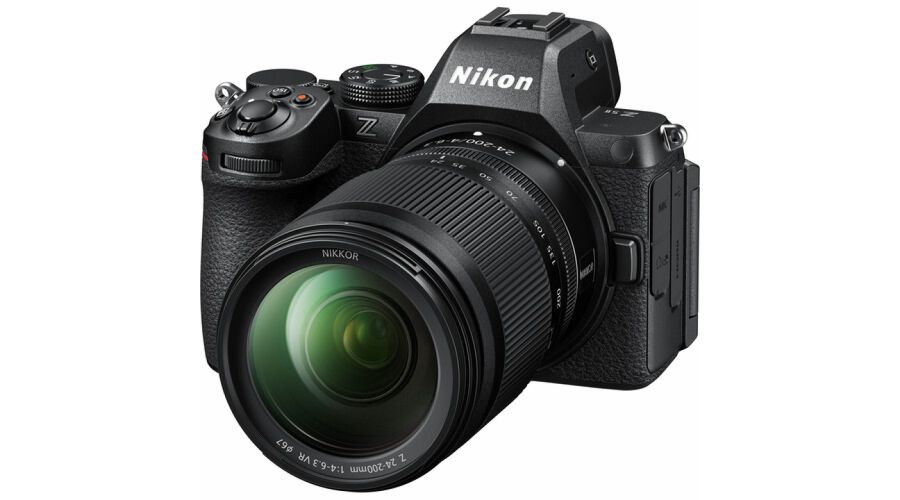Nikon Z5 II + Z 24-200 f/4-6.3 VR