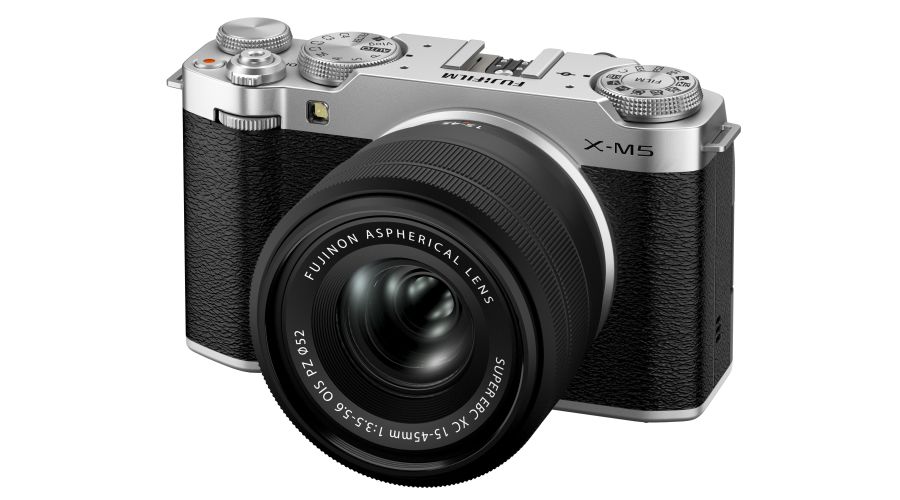 Fujifilm X-M5 + XC 15-45mm Silver